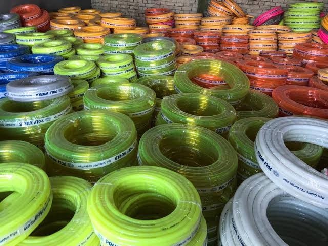 30metre [100ft ]Green Garden Hose Pipe with Nozzle, PVC, Flexible Watering Hose for Outdoor Use,car washing