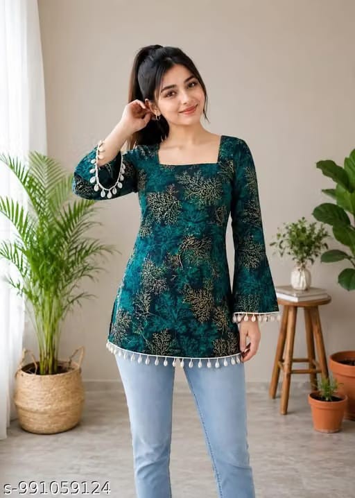 BELL SLEEVES SHORT UNIQUE PRINTED KURTI ,PREMIUIM PRINTED COTTON BLEND SHORT KURTI