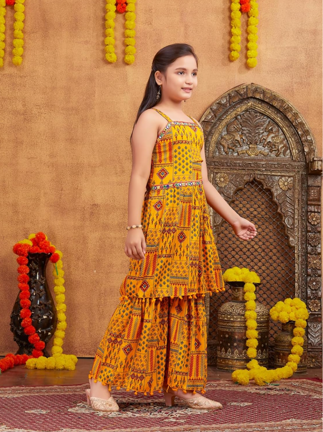 Girls Ethnic Wear yellow black Printed/Mirror Lace Polyester Kurti Sharara Set