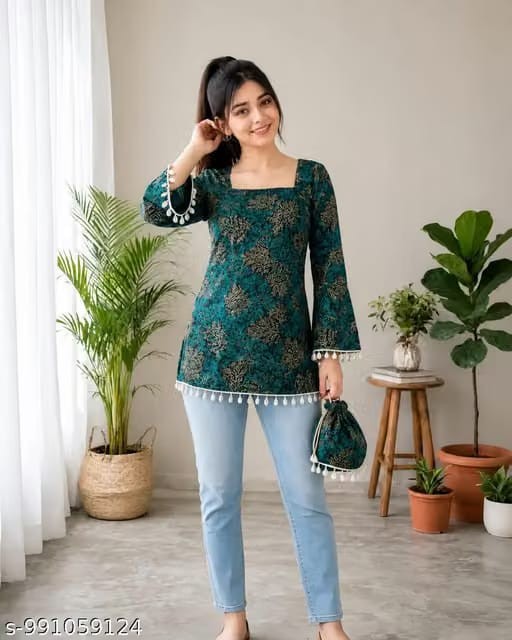 BELL SLEEVES SHORT UNIQUE PRINTED KURTI ,PREMIUIM PRINTED COTTON BLEND SHORT KURTI